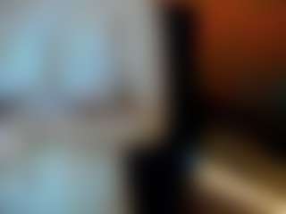 LiviaSshy's Live Sex Cam Show