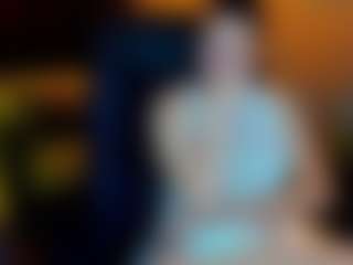 LiviaSshy's Live Sex Cam Show