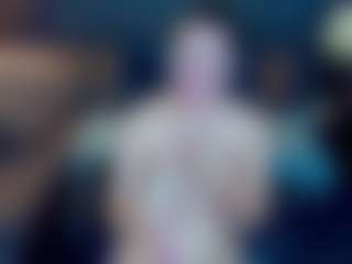 LiviaSshy's Live Sex Cam Show