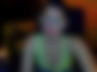 Live cam show with LiviaSshy - Flashing on SinfulBabes