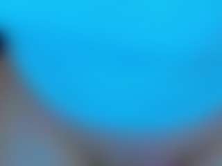 LiviaSshy's Live Sex Cam Show