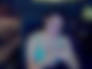 LiviaSshy's Live Sex Cam Show
