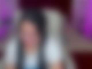 LiviaSshy's Live Sex Cam Show