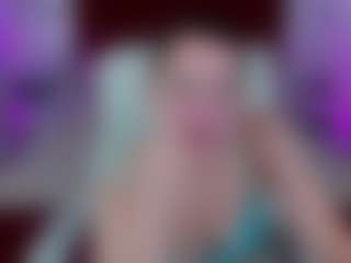LiviaSshy's Live Sex Cam Show