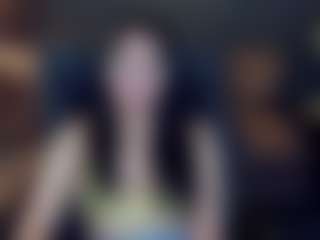 LiviaSshy's Live Sex Cam Show