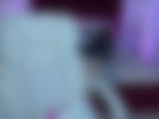 LiviaSshy's Live Sex Cam Show