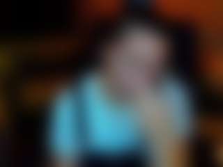 LiviaSshy's Live Sex Cam Show
