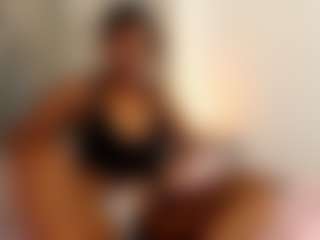 Mia-ebony1
