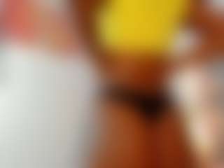 Mia-ebony1