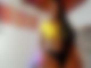 Mia-ebony1