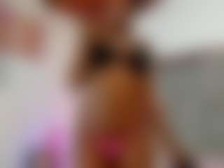 Mia-ebony1