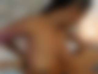 Mia-ebony1