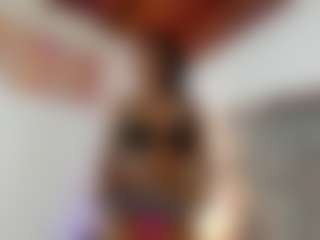 Mia-ebony1