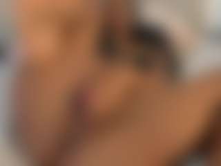 Live cam show with mia-ebony1 - Tittyfuck on SpankPalCams