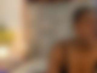 Live cam show with mia-ebony1 - Drinking on Uber Horny