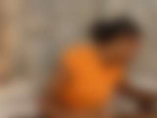 Live cam show with mia-ebony1 - Tittyfuck on CamClone