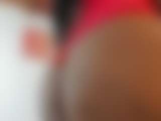 Live cam show with mia-ebony1 - Tittyfuck on Livezox