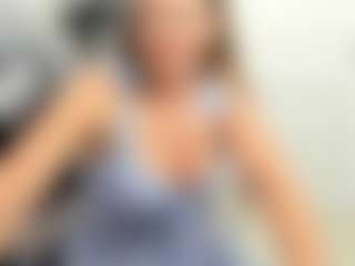 PrettyGirll's Live Sex Cam Show