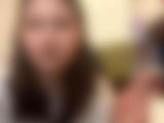 RoxannTools's Live Sex Cam Show