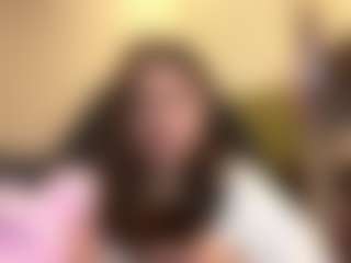 RoxannTools's Live Sex Cam Show