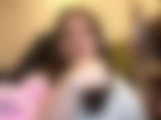 RoxannTools's Live Sex Cam Show