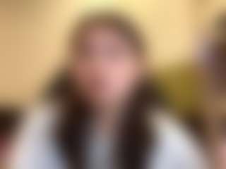 RoxannTools's Live Sex Cam Show