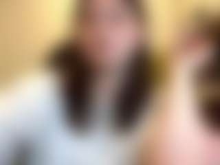 RoxannTools's Live Sex Cam Show
