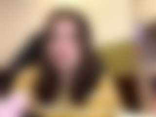 RoxannTools's Live Sex Cam Show