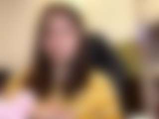RoxannTools's Live Sex Cam Show