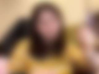 RoxannTools's Live Sex Cam Show