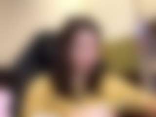RoxannTools's Live Sex Cam Show