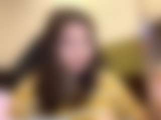 RoxannTools's Live Sex Cam Show