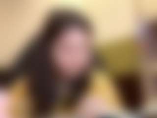 RoxannTools's Live Sex Cam Show