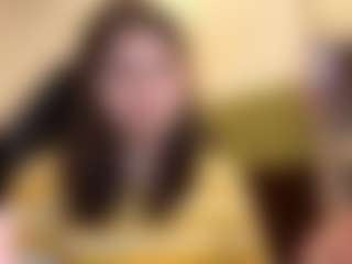 RoxannTools's Live Sex Cam Show