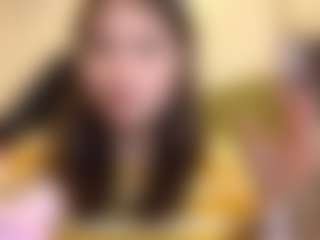 RoxannTools's Live Sex Cam Show