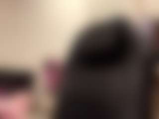 RoxannTools's Live Sex Cam Show