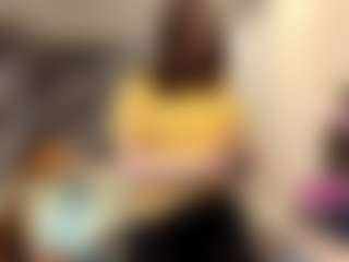 RoxannTools's Live Sex Cam Show
