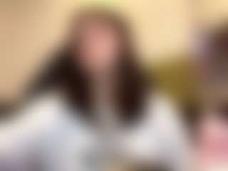 RoxannTools's Live Sex Cam Show