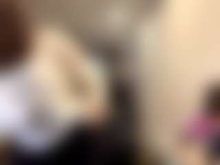 RoxannTools's Live Sex Cam Show