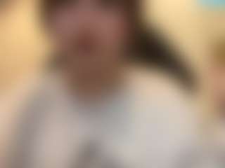 RoxannTools's Live Sex Cam Show