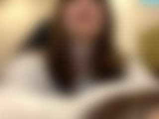 RoxannTools's Live Sex Cam Show
