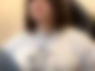 RoxannTools's Live Sex Cam Show