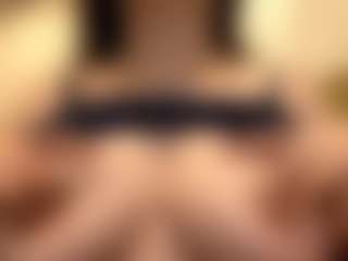 Live cam show with RoxannTools - Teen (18+) on CamSodaAdn