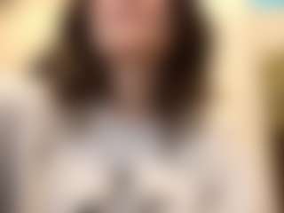 RoxannTools's Live Sex Cam Show