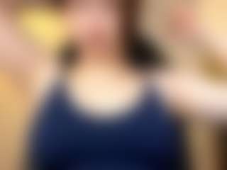 RoxannTools's Live Sex Cam Show