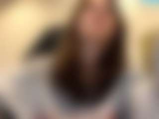 RoxannTools's Live Sex Cam Show