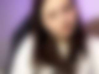 RoxannTools's Live Sex Cam Show