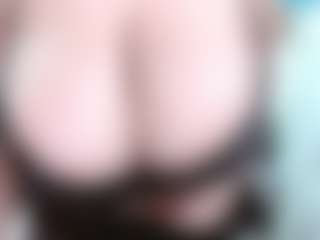 Vickiris's Live Sex Cam Show