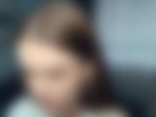 Live cam show with AnissaDruvenga - Longlegs on AdultVida.com