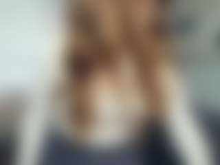 AnissaDruvenga's Live Sex Cam Show
